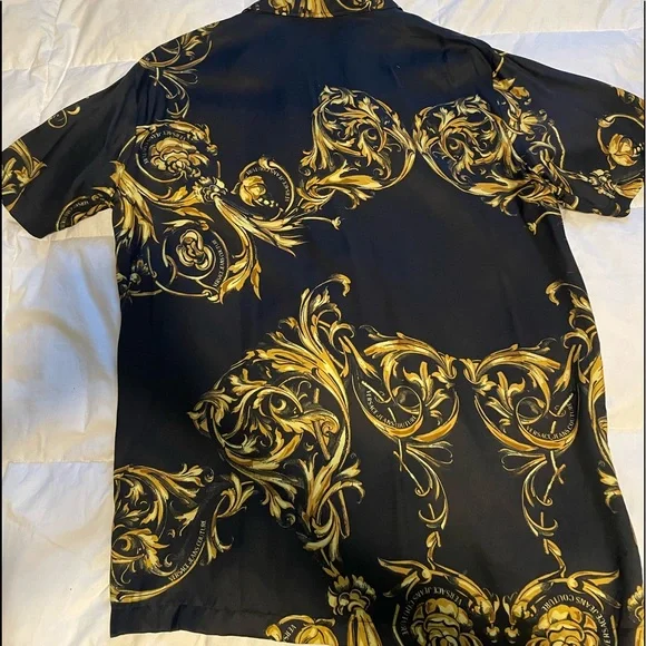 Versace Jeans Couture (Black Garland Shirt)